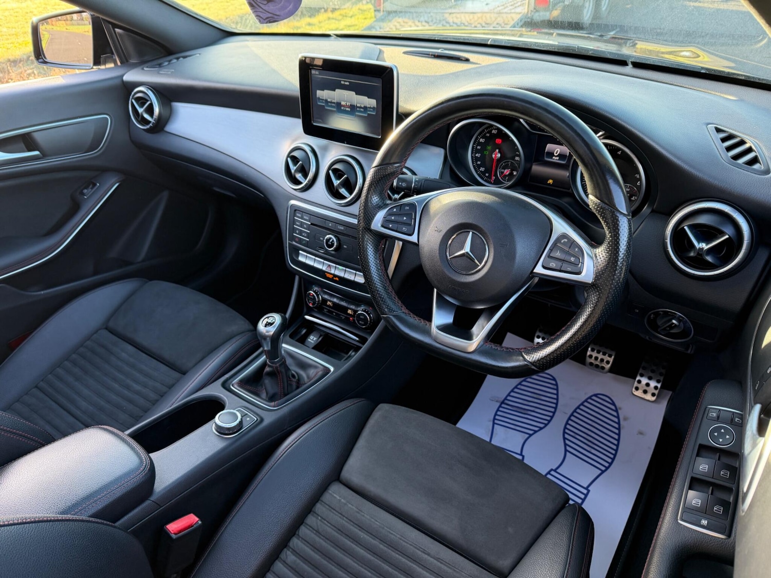 Used Mercedes-Benz CLA 2017 for sale - 77344859: Photo 2