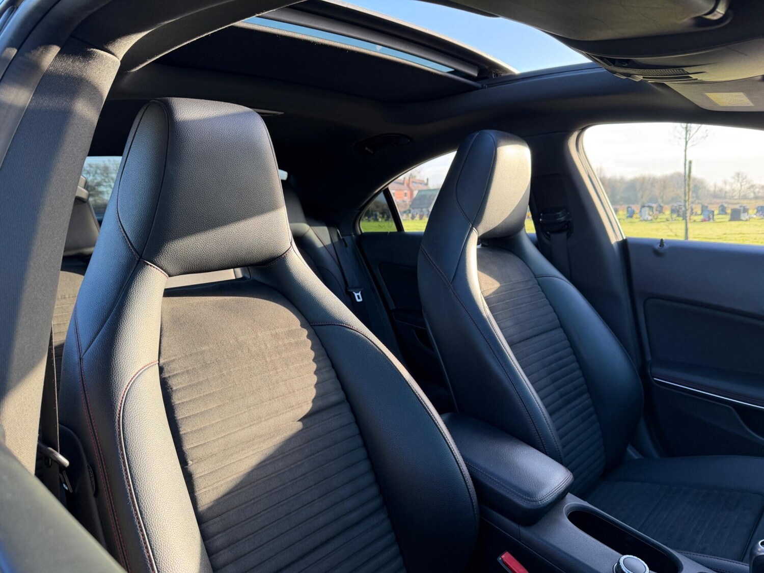 Used Mercedes-Benz CLA 2017 for sale - 77344859: Photo 30