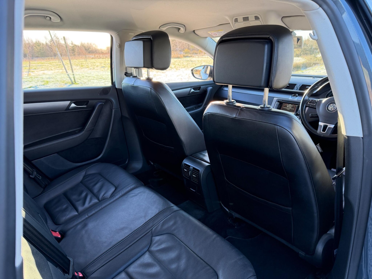 Used Volkswagen Passat 2014 for sale - 77102019: Photo 29