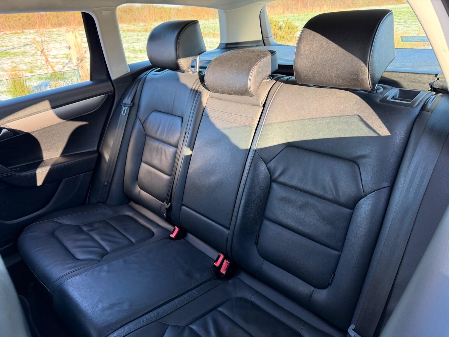 Used Volkswagen Passat 2014 for sale - 77102019: Photo 31