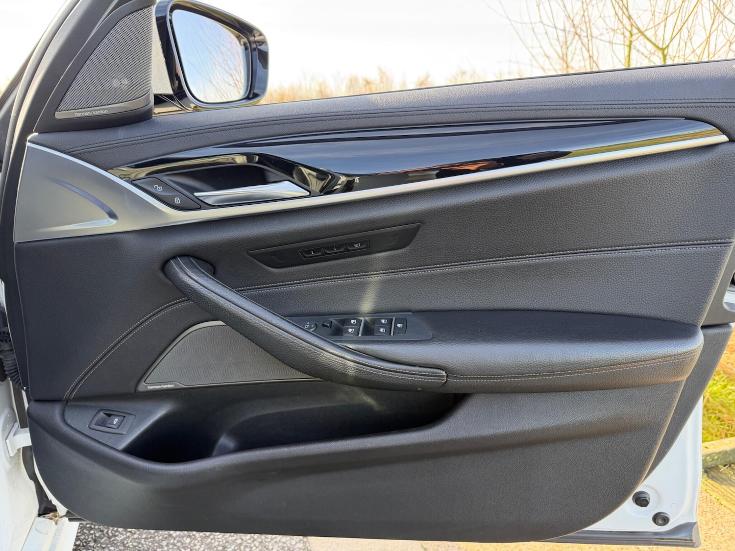 Used BMW 5 Series 2017 for sale - 77550420: Photo 34