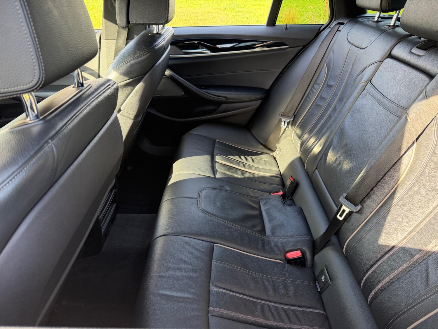 Used BMW 5 Series 2017 for sale - 77550420: Photo 42