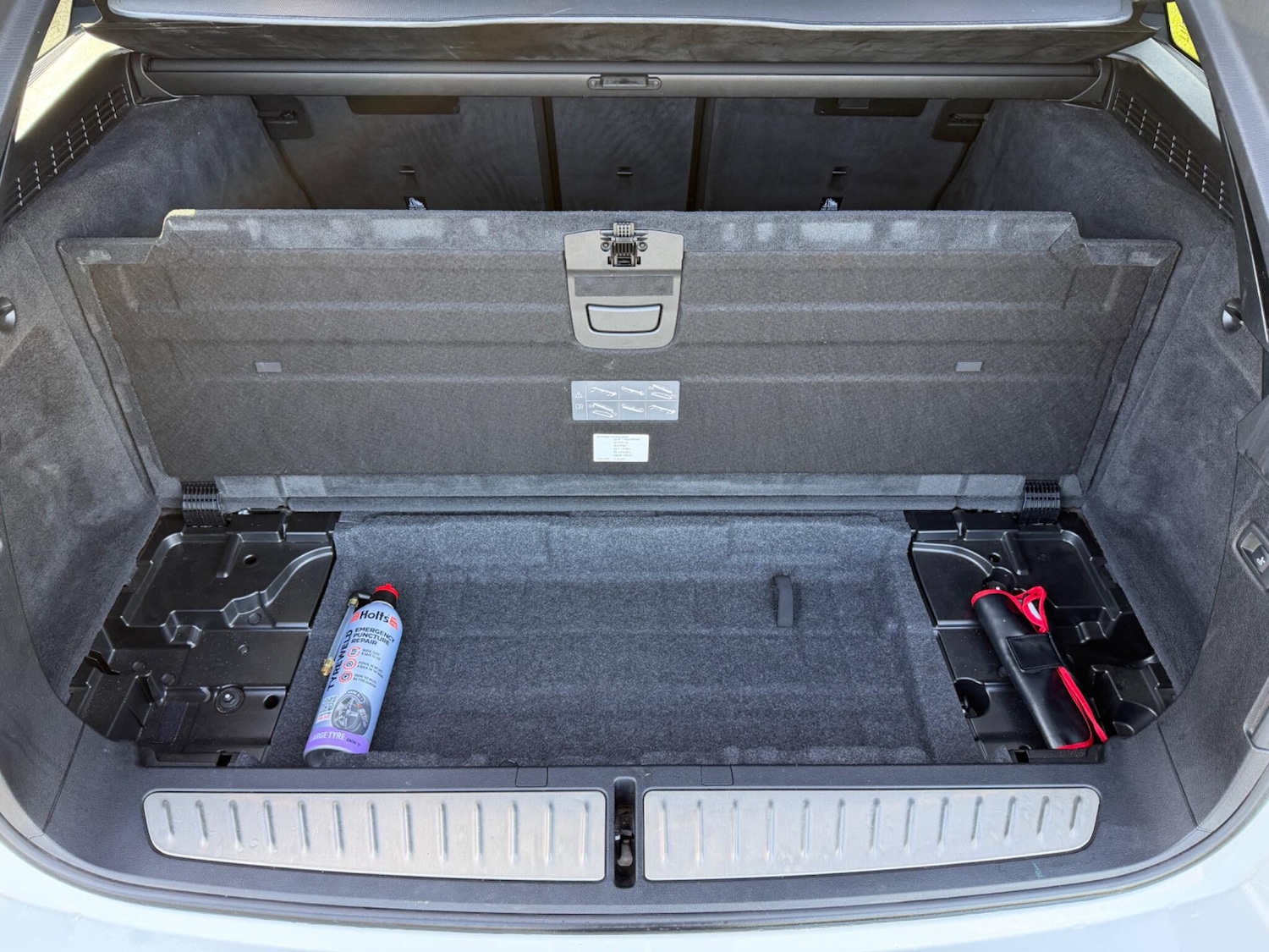 Used BMW 5 Series 2017 for sale - 77550420: Photo 51