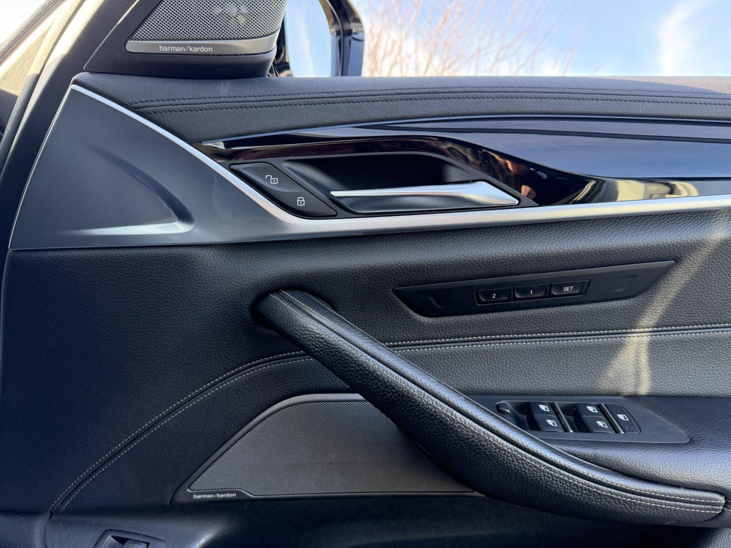 Used BMW 5 Series 2017 for sale - 77550420: Photo 54