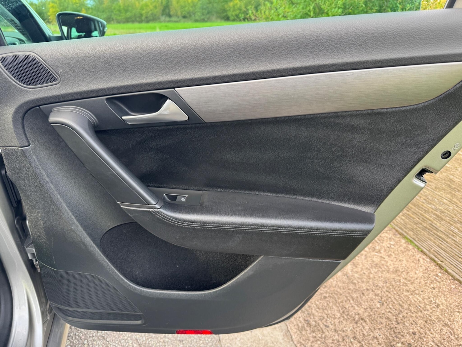 Used Volkswagen Passat 2014 for sale - 76259450: Photo 34