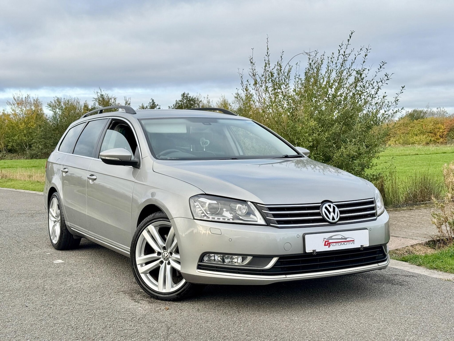 Used Volkswagen Passat 2014 for sale - 76259450: Photo 5