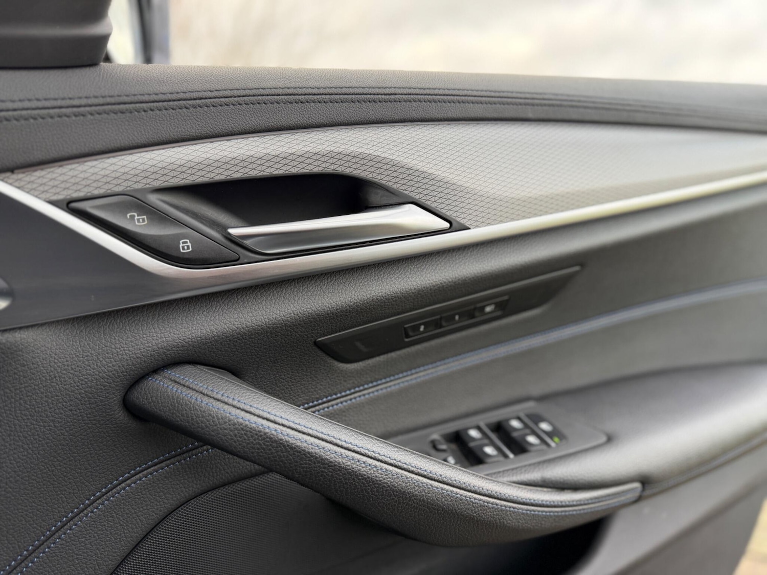 Used BMW 5 Series for sale - 77267928: Photo 54