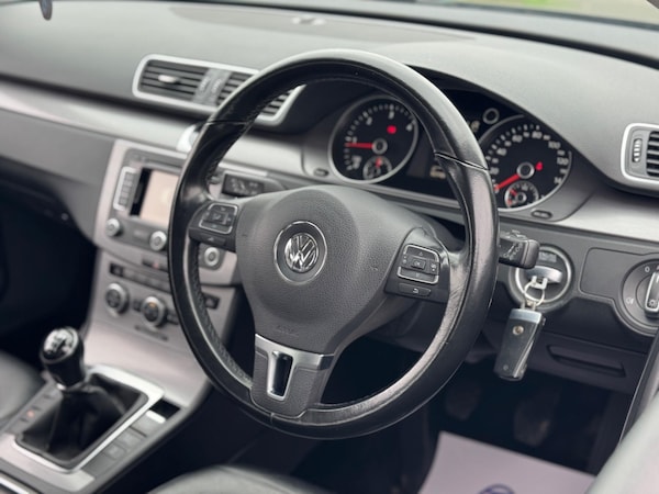Used Volkswagen Passat 2014 for sale - 76306685: Photo 32