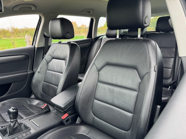 Used Volkswagen Passat 2014 for sale - 76306685: Photo 44