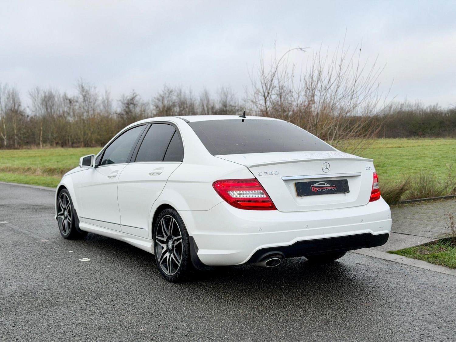 Used Mercedes-Benz C Class 2013 for sale - 77237518: Photo 11