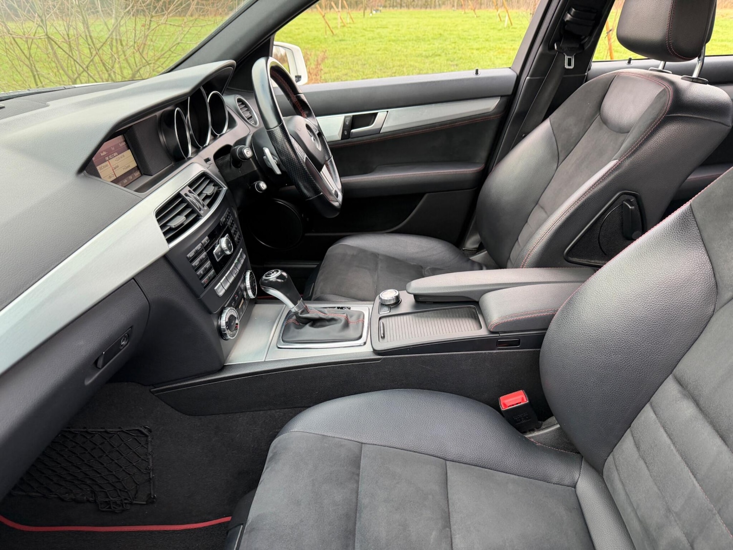 Used Mercedes-Benz C Class 2013 for sale - 77237518: Photo 44