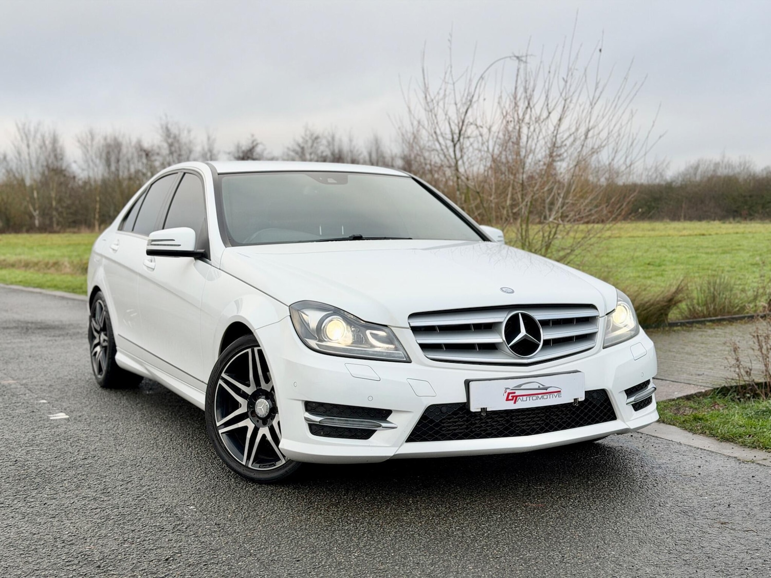 Used Mercedes-Benz C Class 2013 for sale - 77237518: Photo 5