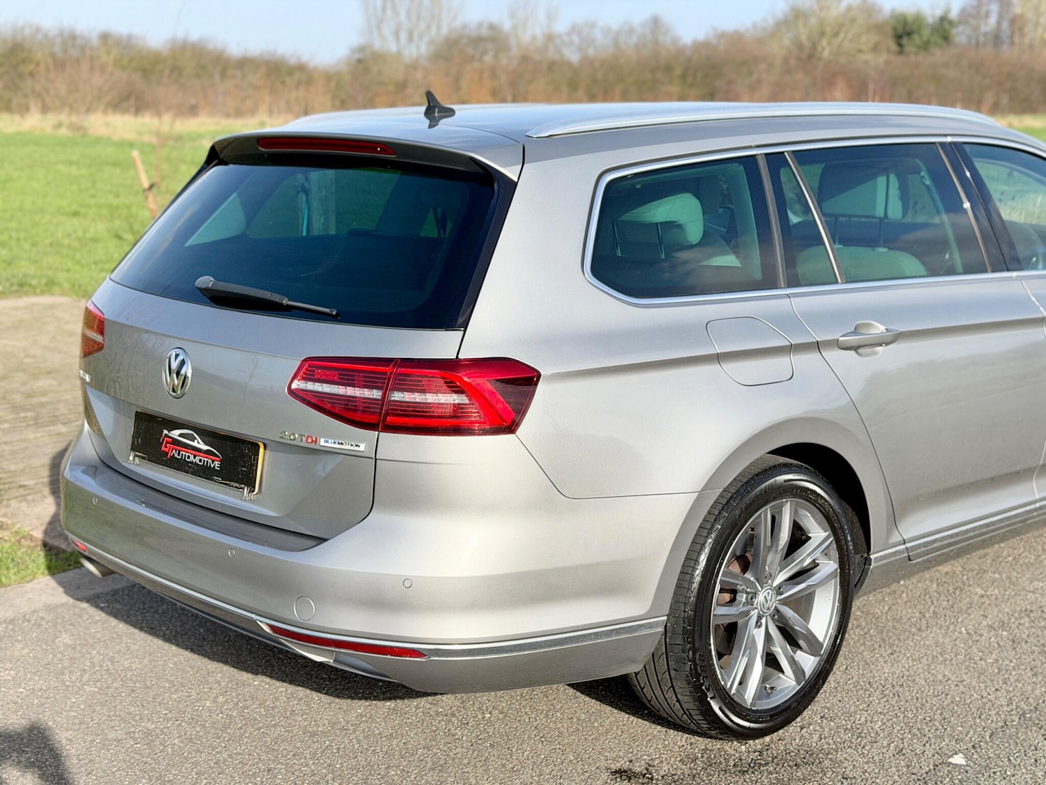 Used Volkswagen Passat for sale - 77646493: Photo 10