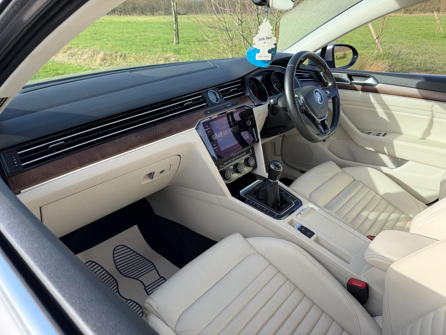 Used Volkswagen Passat for sale - 77646493: Photo 45