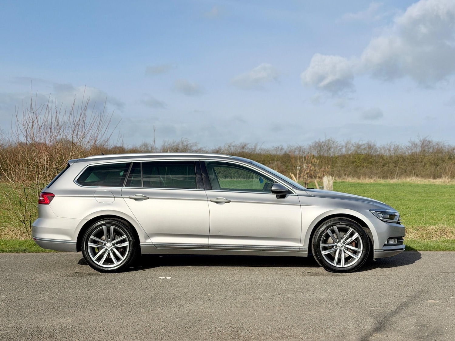 Used Volkswagen Passat for sale - 77646493: Photo 6