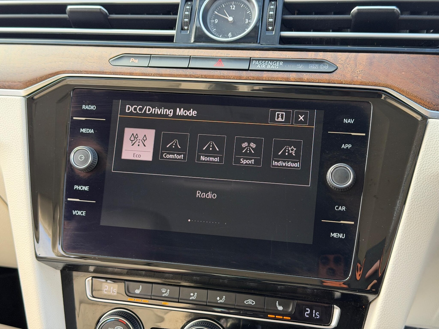 Used Volkswagen Passat for sale - 77646493: Photo 77