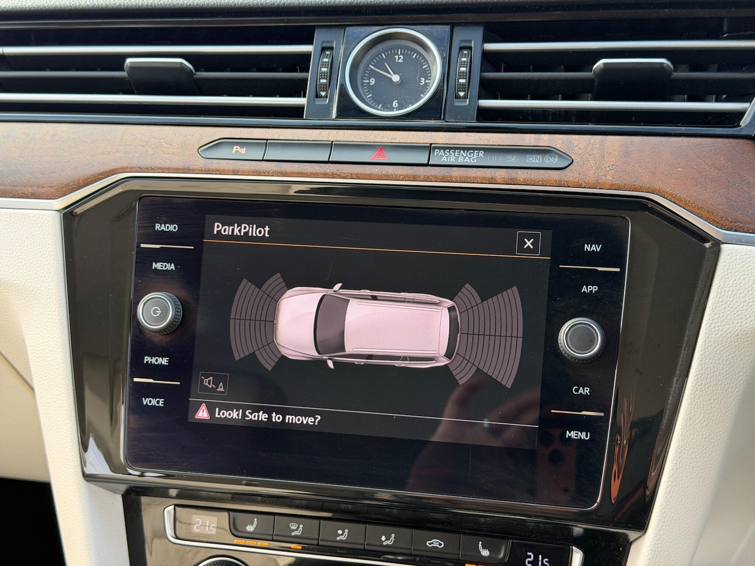 Used Volkswagen Passat for sale - 77646493: Photo 79