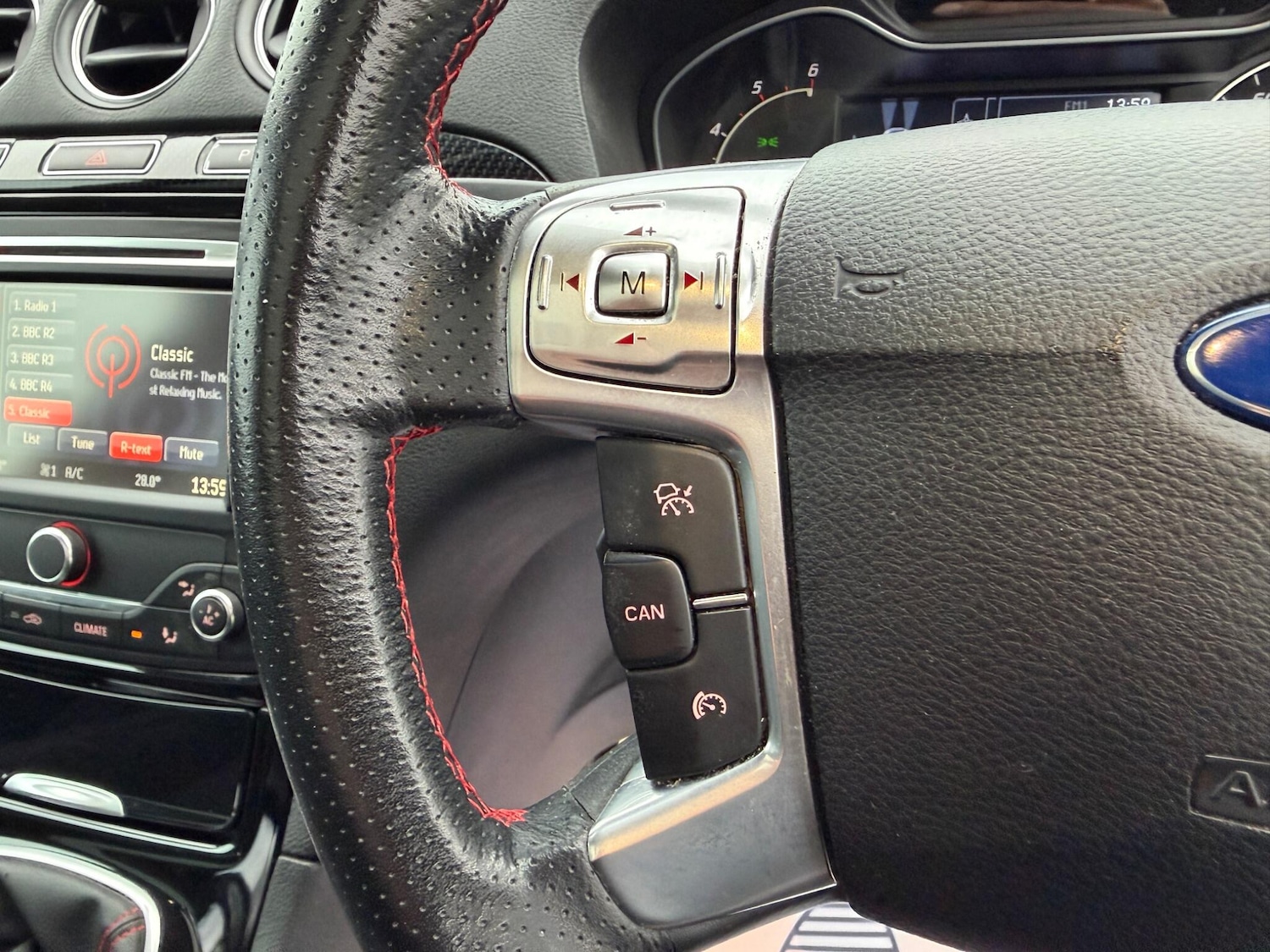 Used Ford S-Max 2014 for sale - 77320771: Photo 65