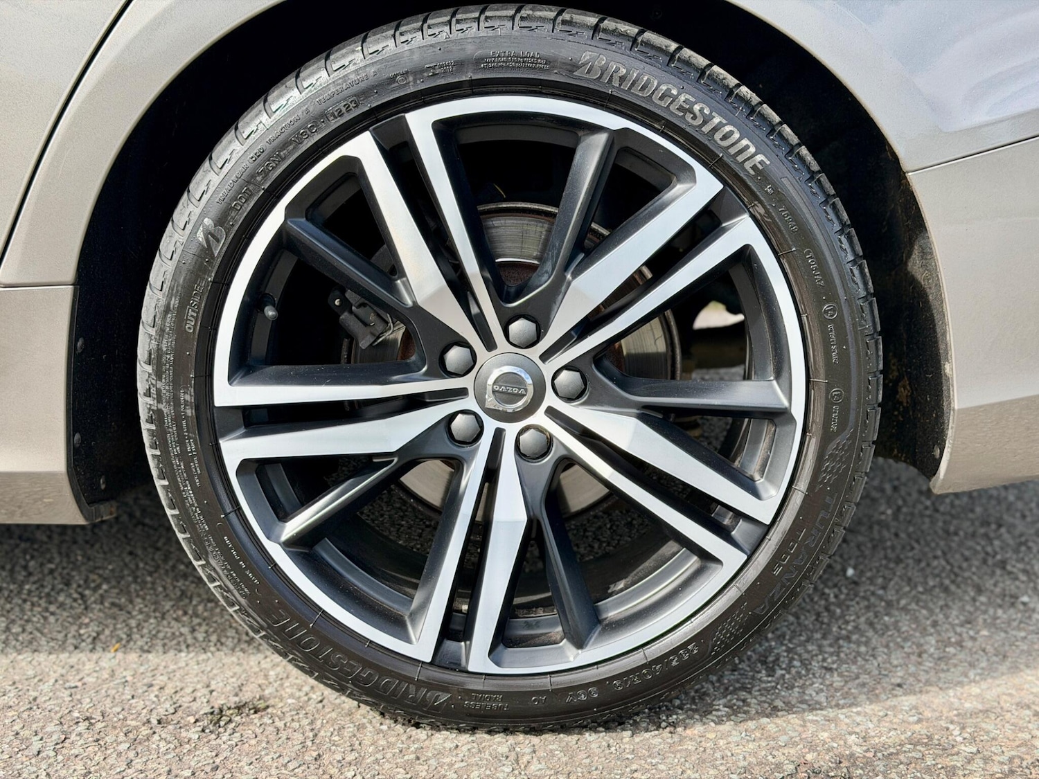 Used Volvo V60 2019 for sale - 78034826: Photo 25