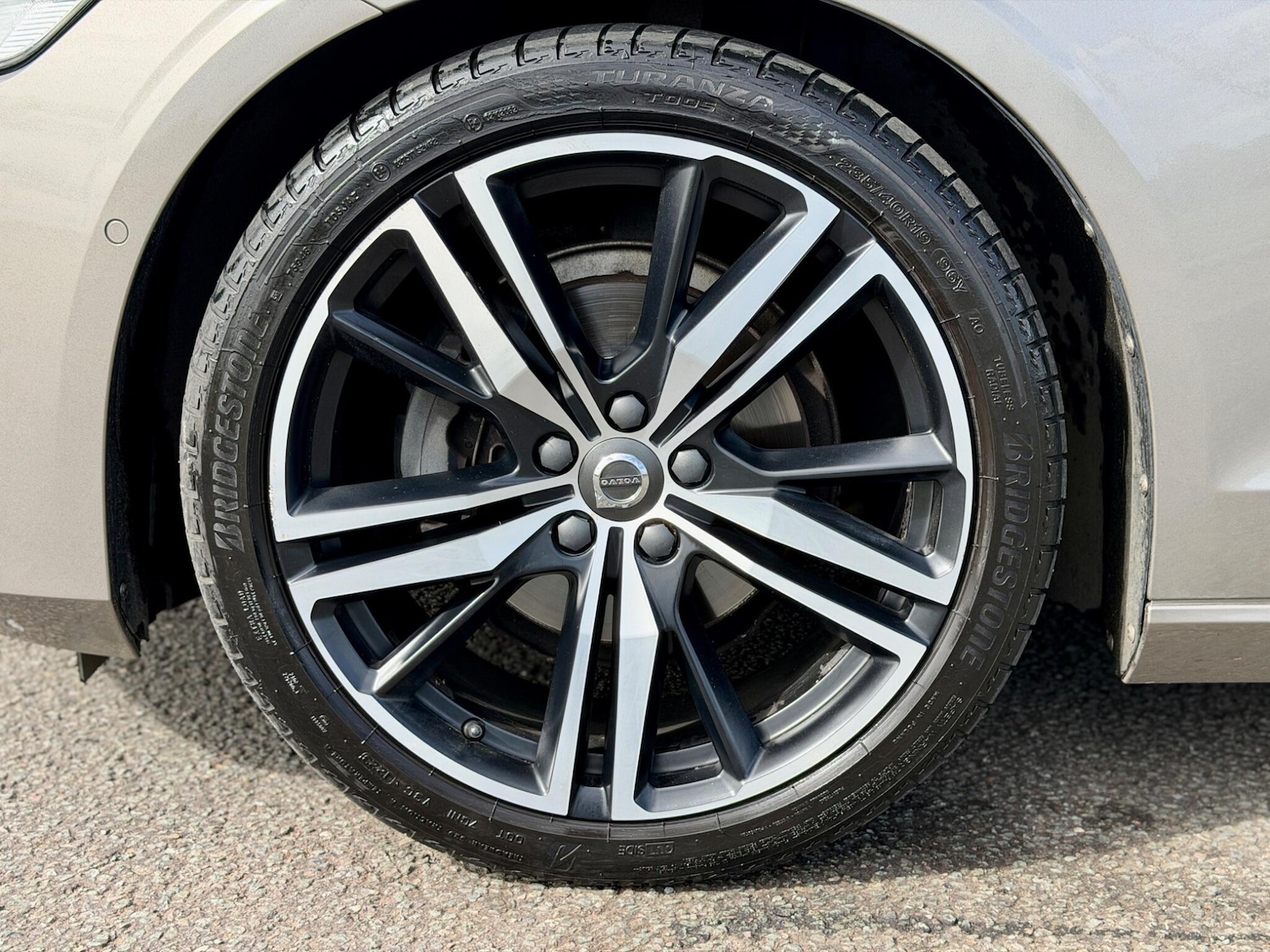 Used Volvo V60 2019 for sale - 78034826: Photo 26