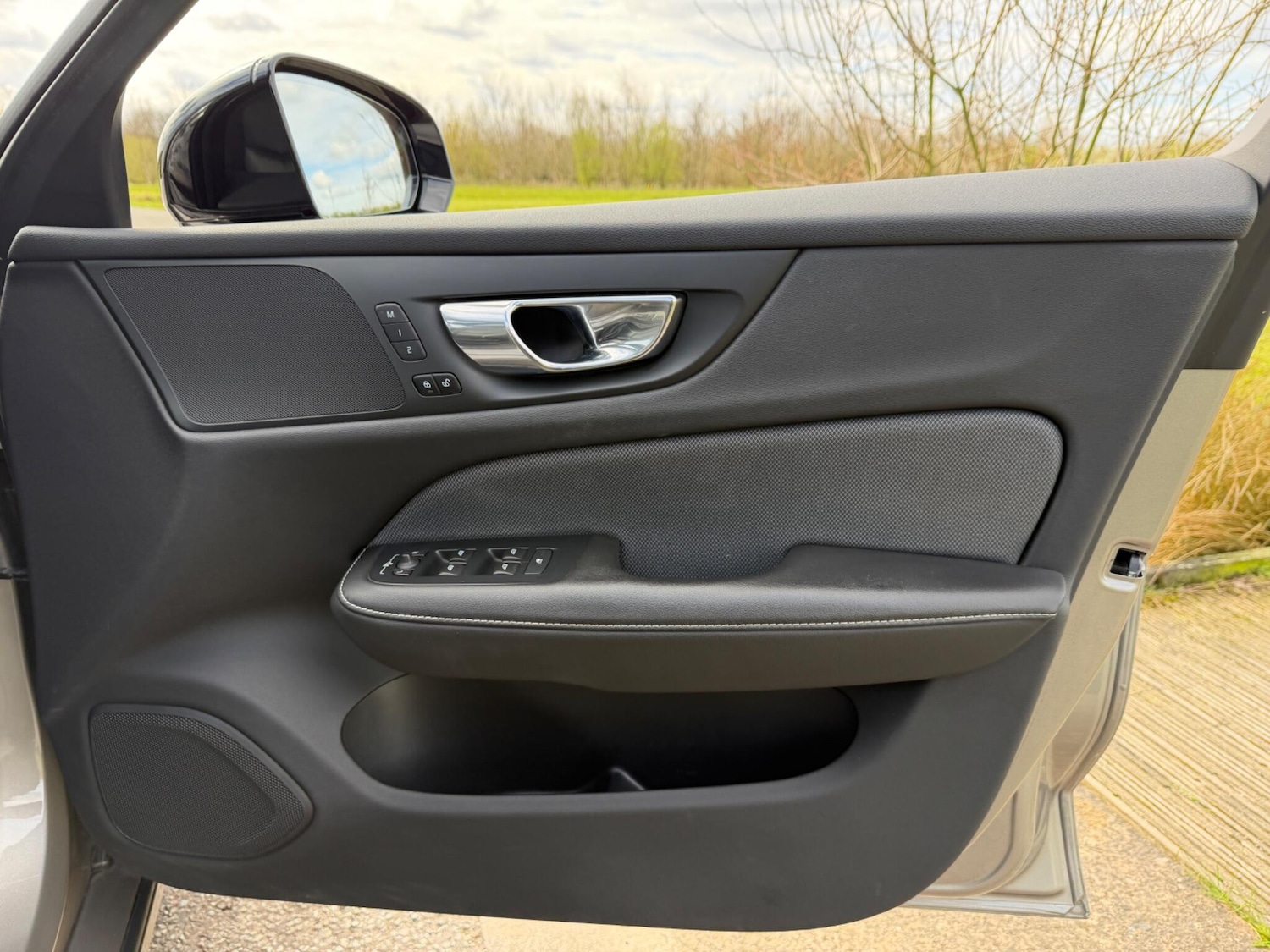 Used Volvo V60 2019 for sale - 78034826: Photo 37