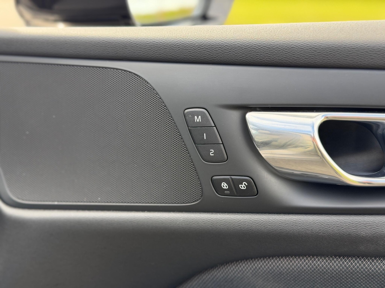 Used Volvo V60 2019 for sale - 78034826: Photo 38