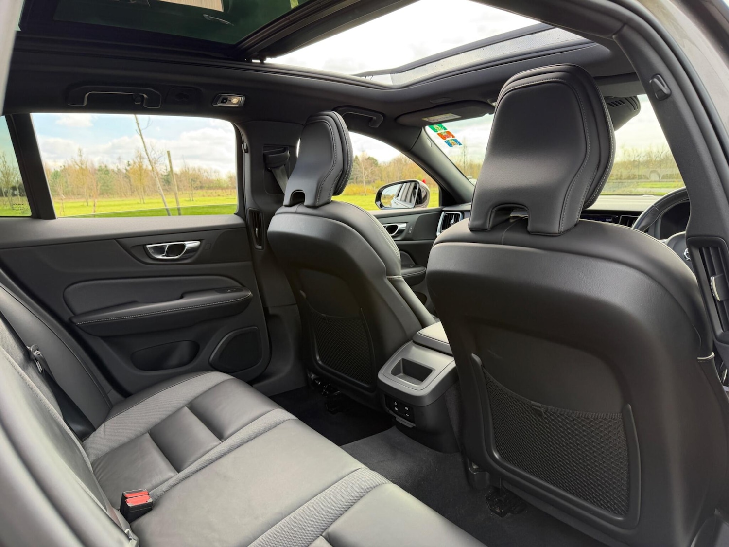 Used Volvo V60 2019 for sale - 78034826: Photo 42