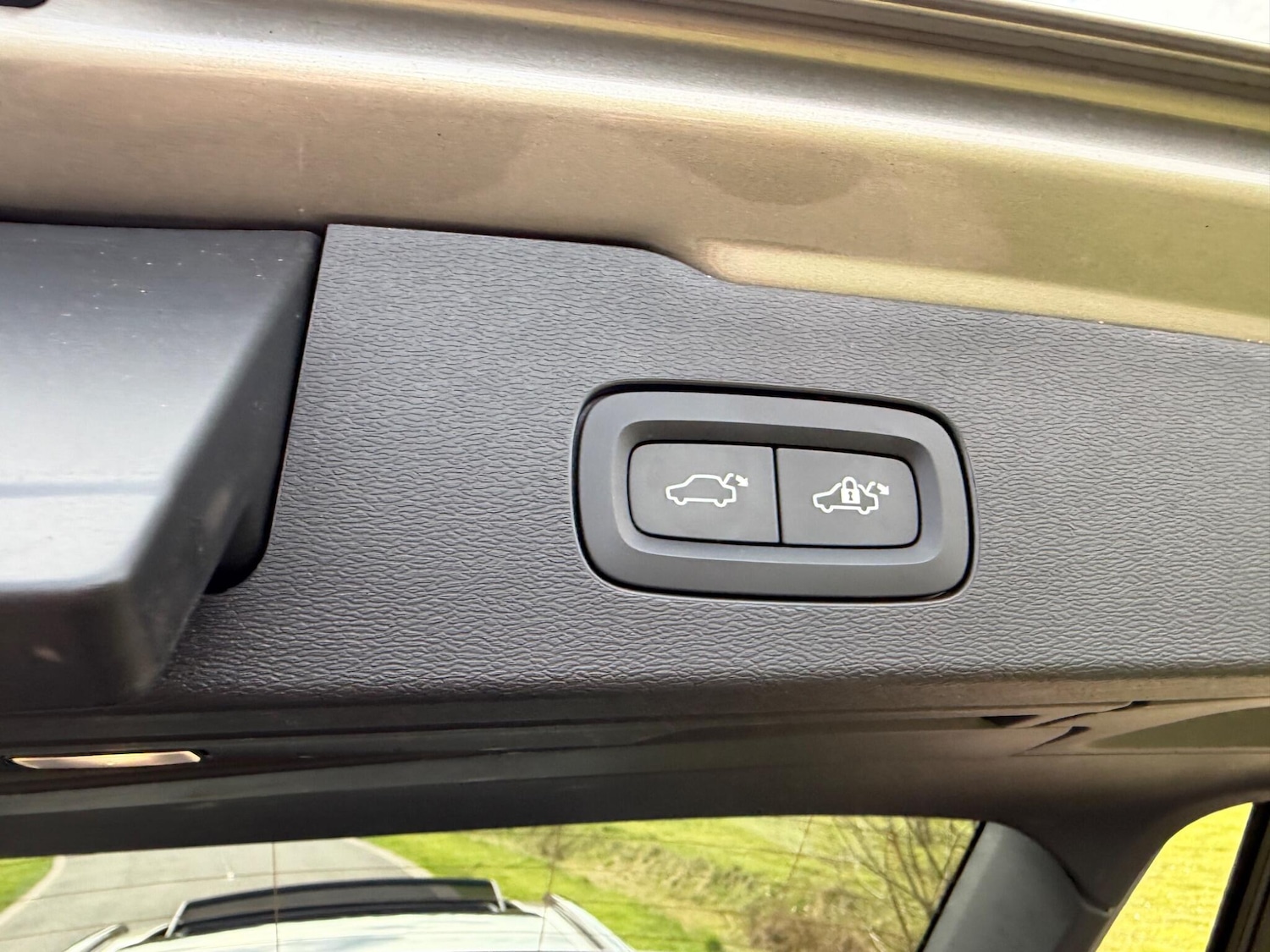 Used Volvo V60 2019 for sale - 78034826: Photo 56