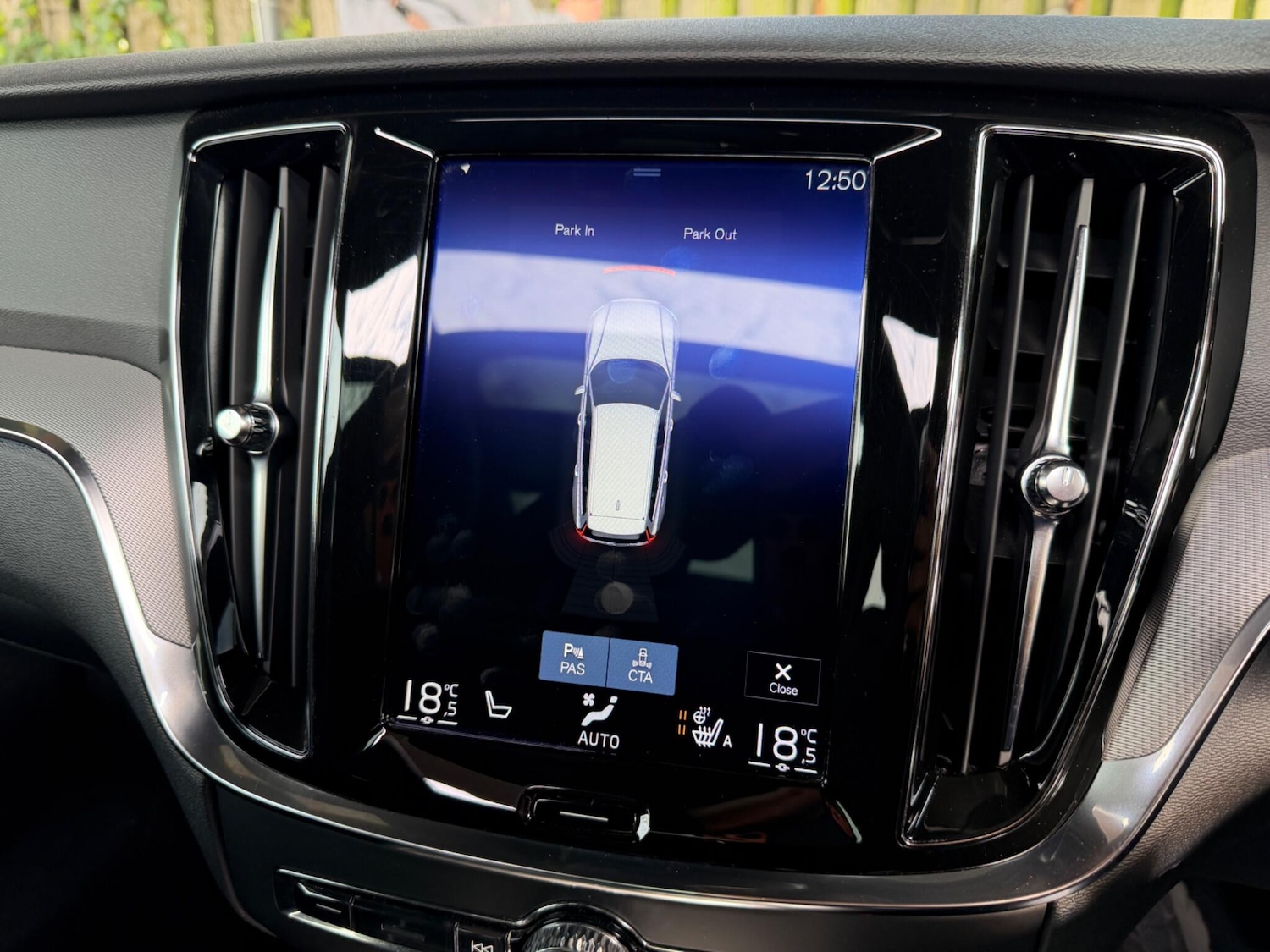 Used Volvo V60 2019 for sale - 78034826: Photo 90