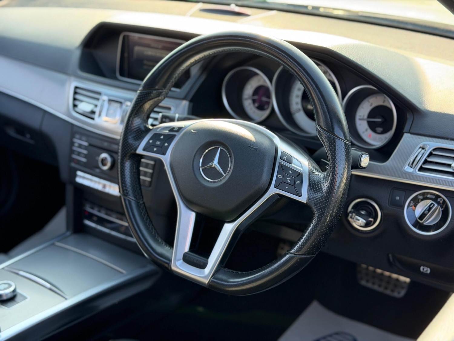 Used Mercedes-Benz E Class for sale - 77754141: Photo 34