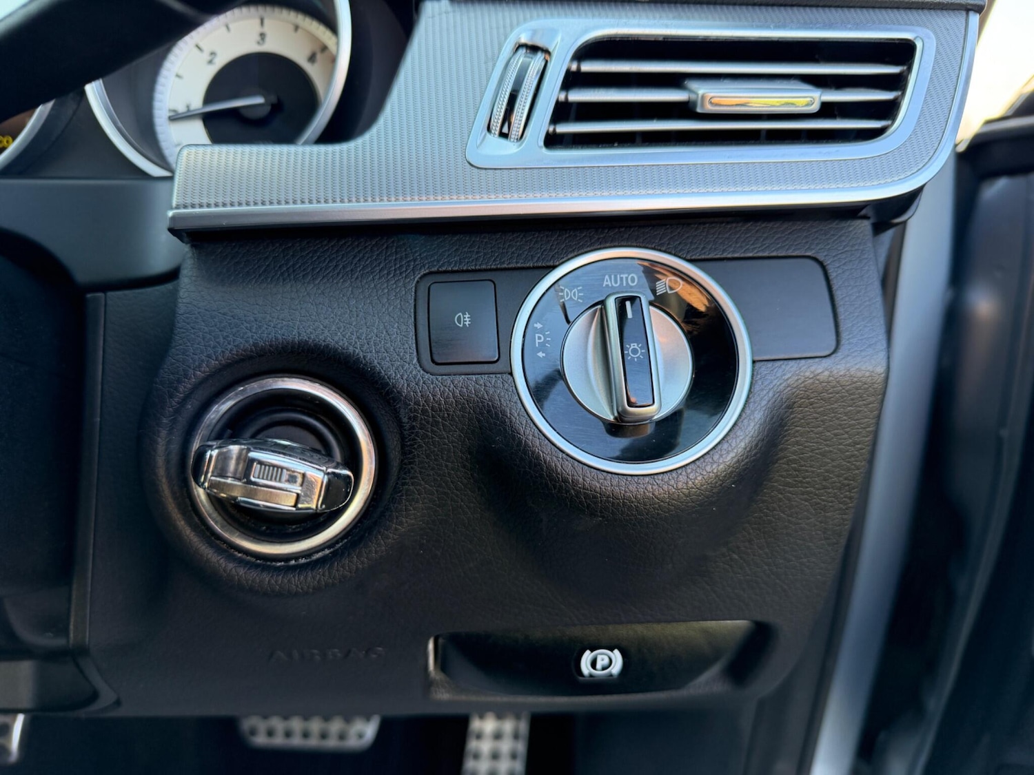 Used Mercedes-Benz E Class for sale - 77754141: Photo 59