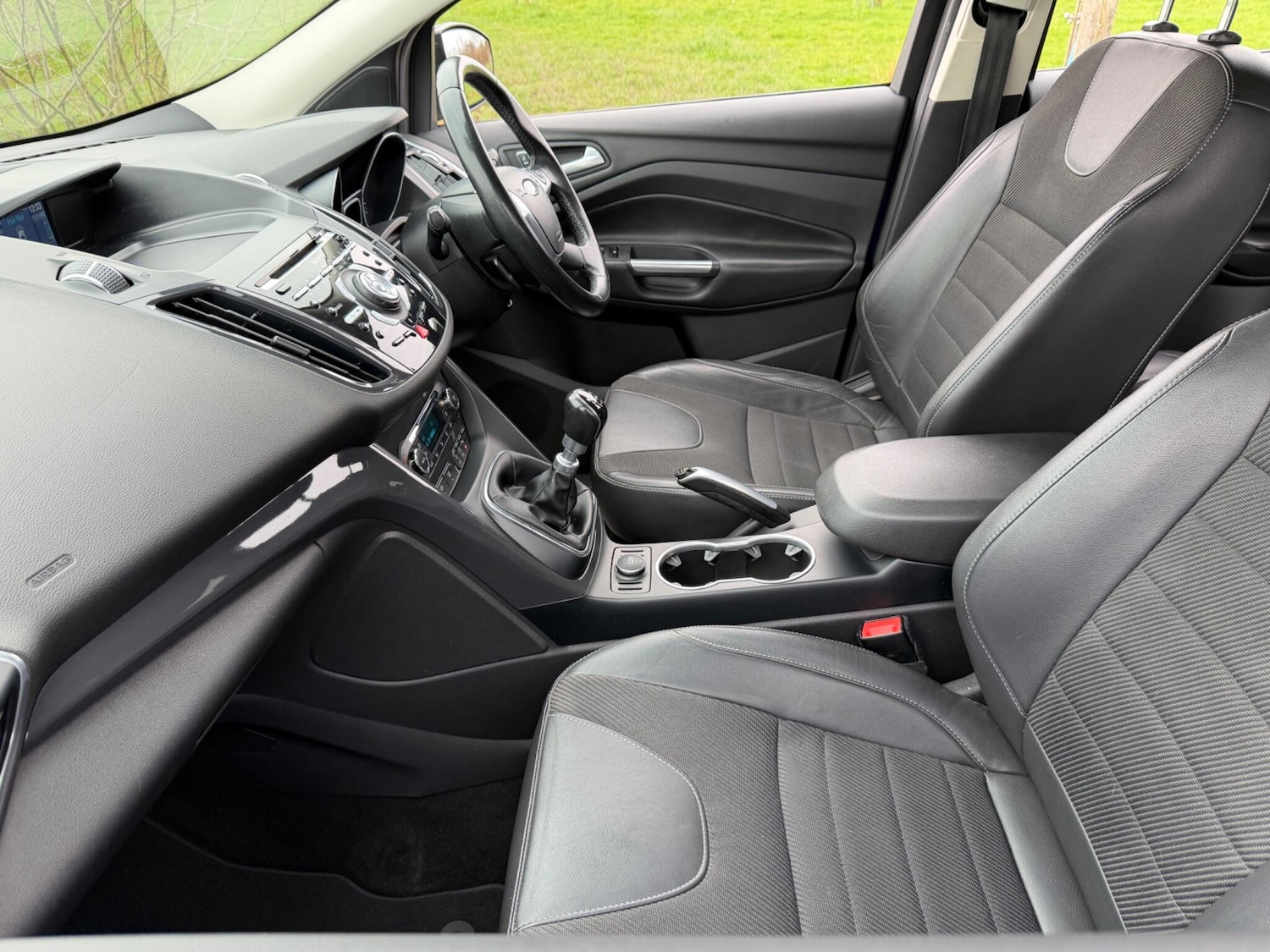 Used Ford Kuga 2015 for sale - 77737457: Photo 44