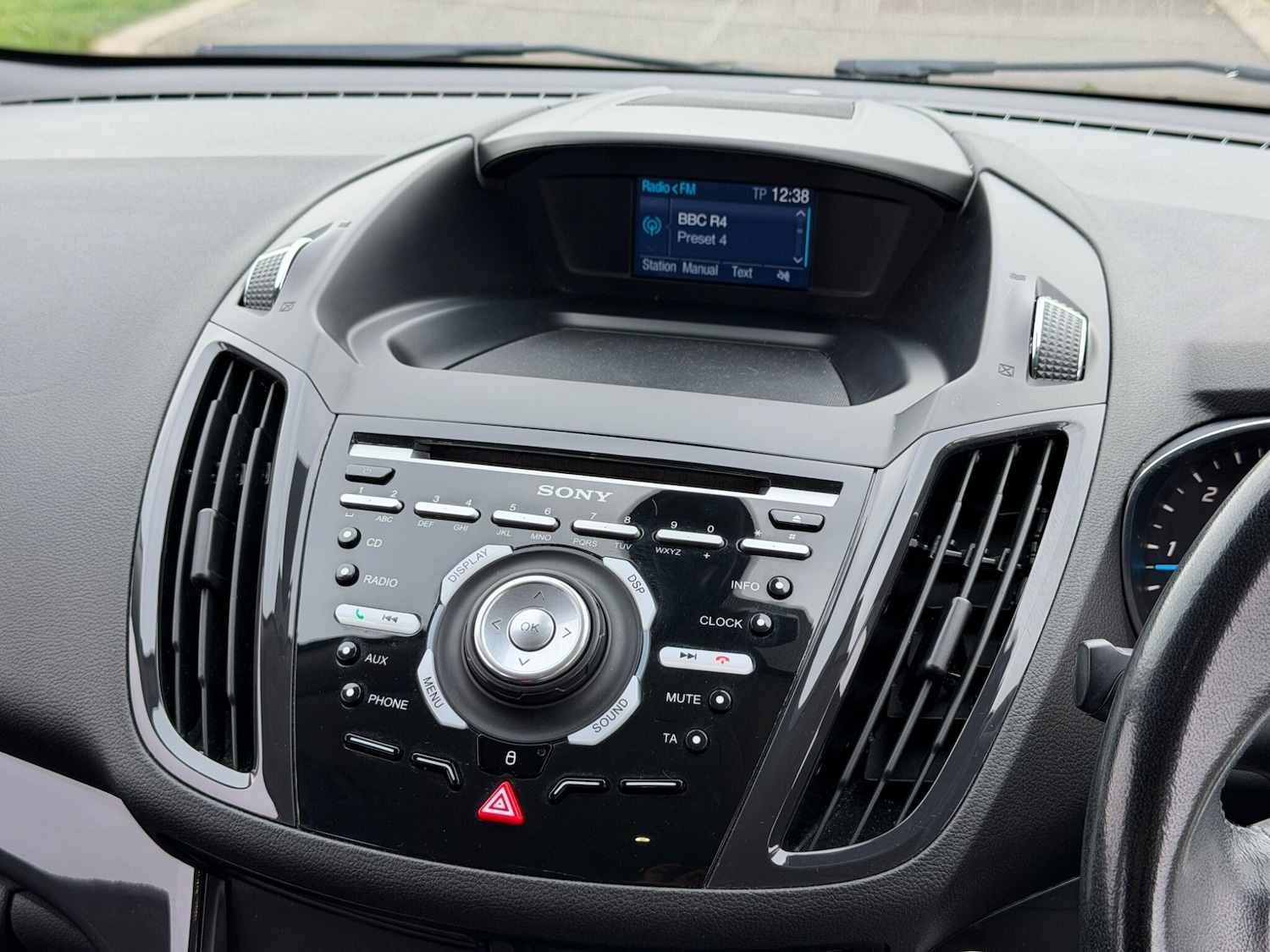 Used Ford Kuga 2015 for sale - 77737457: Photo 63