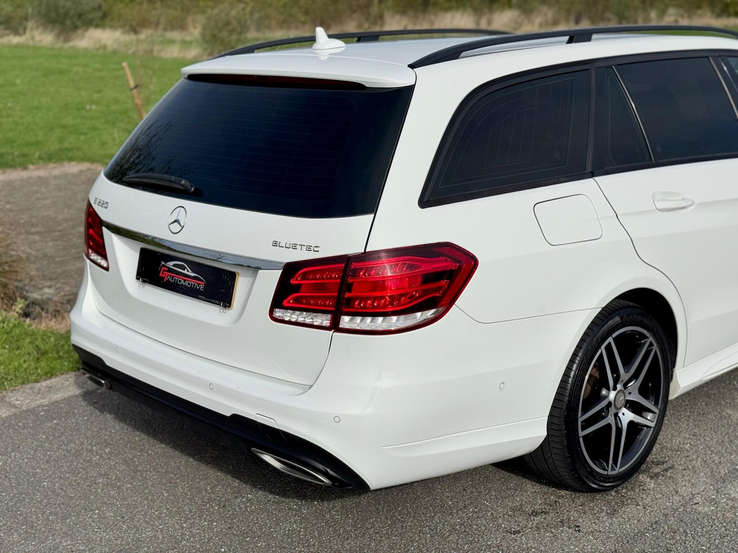 Used Mercedes-Benz E Class 2015 for sale - 76190091: Photo 11