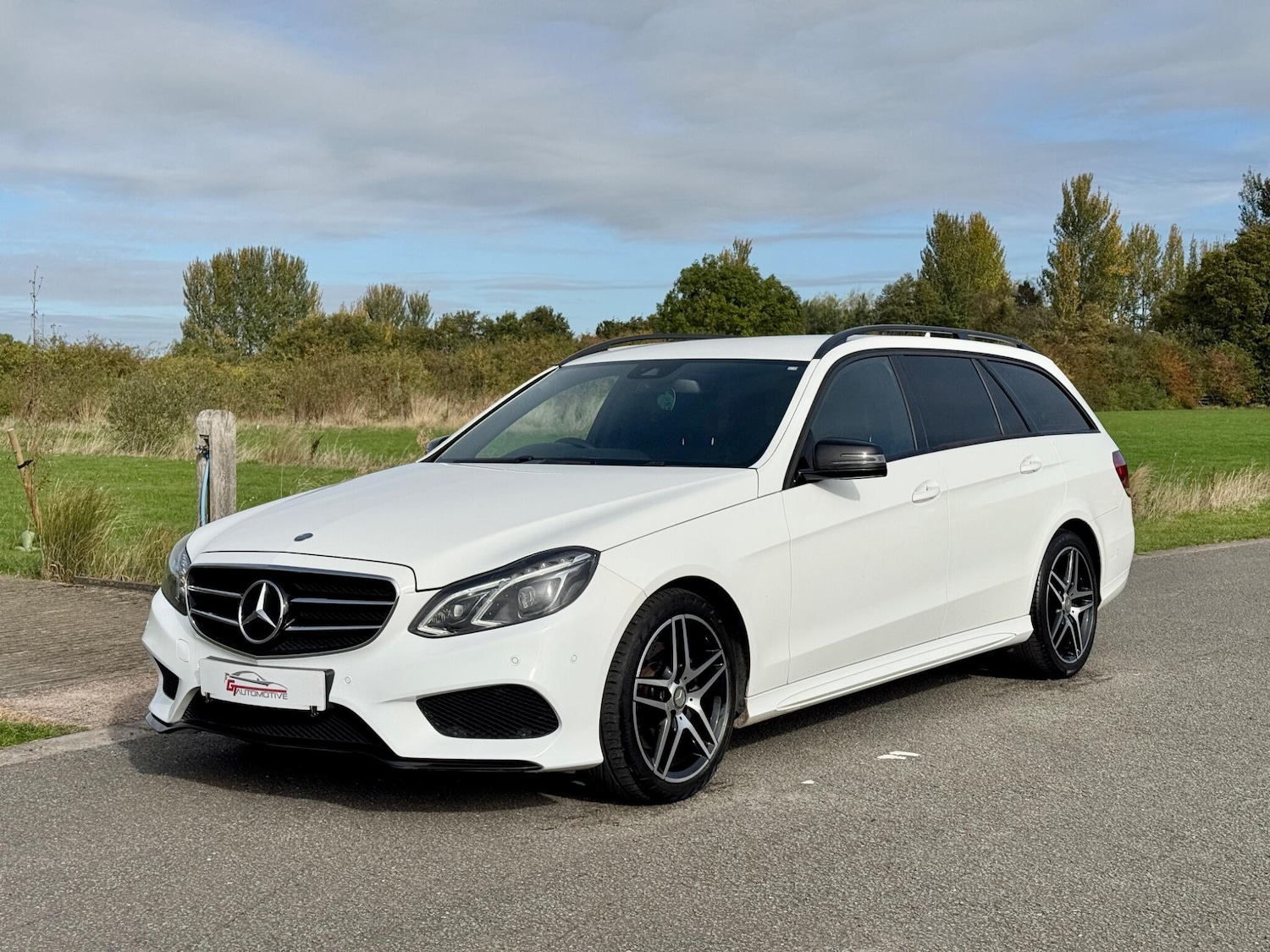 Used Mercedes-Benz E Class 2015 for sale - 76190091: Photo 13
