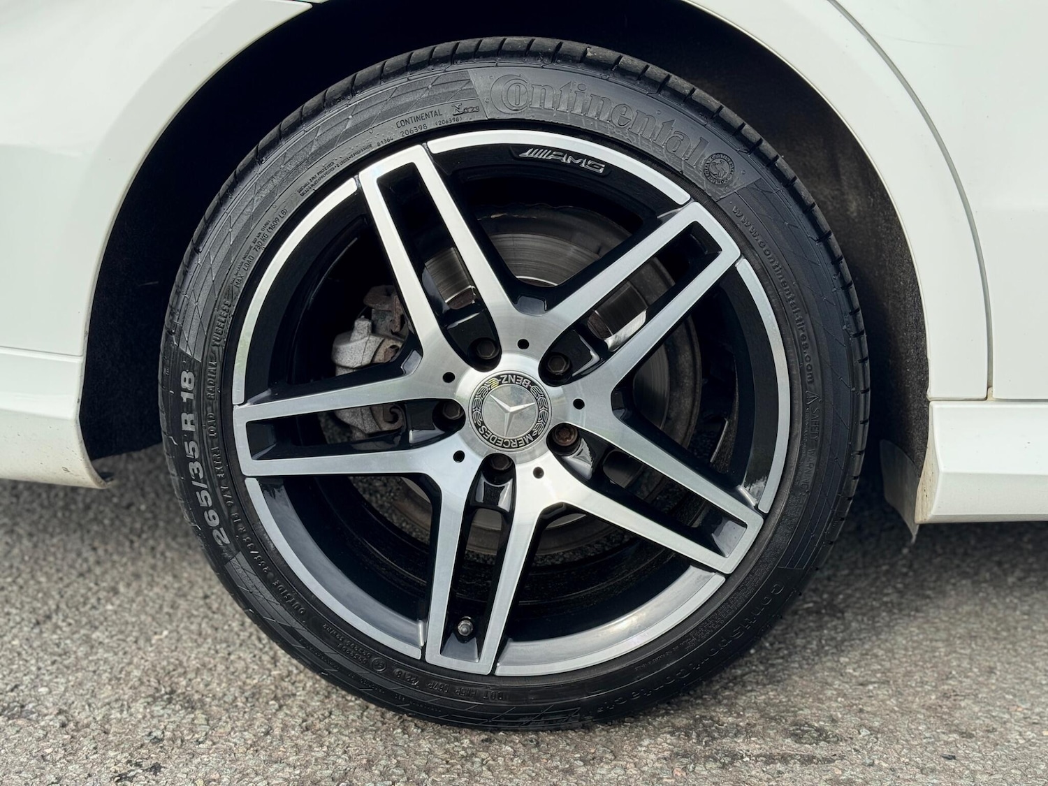 Used Mercedes-Benz E Class 2015 for sale - 76190091: Photo 21