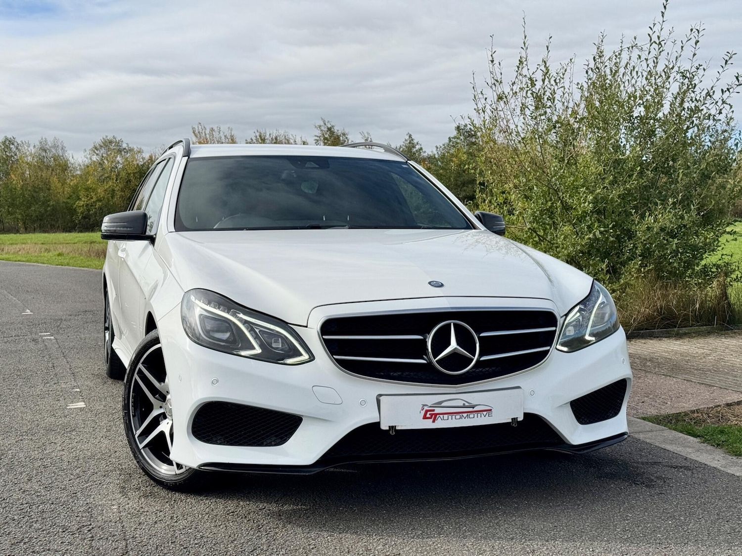 Used Mercedes-Benz E Class 2015 for sale - 76190091: Photo 5