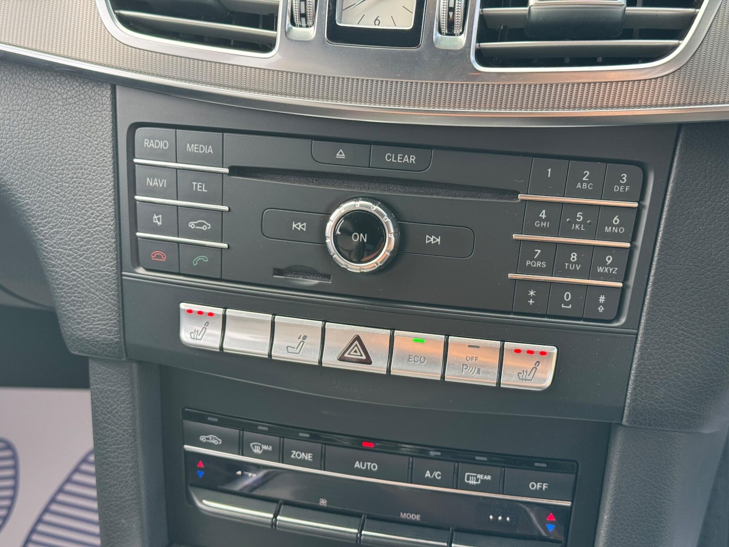 Used Mercedes-Benz E Class 2015 for sale - 76190091: Photo 51