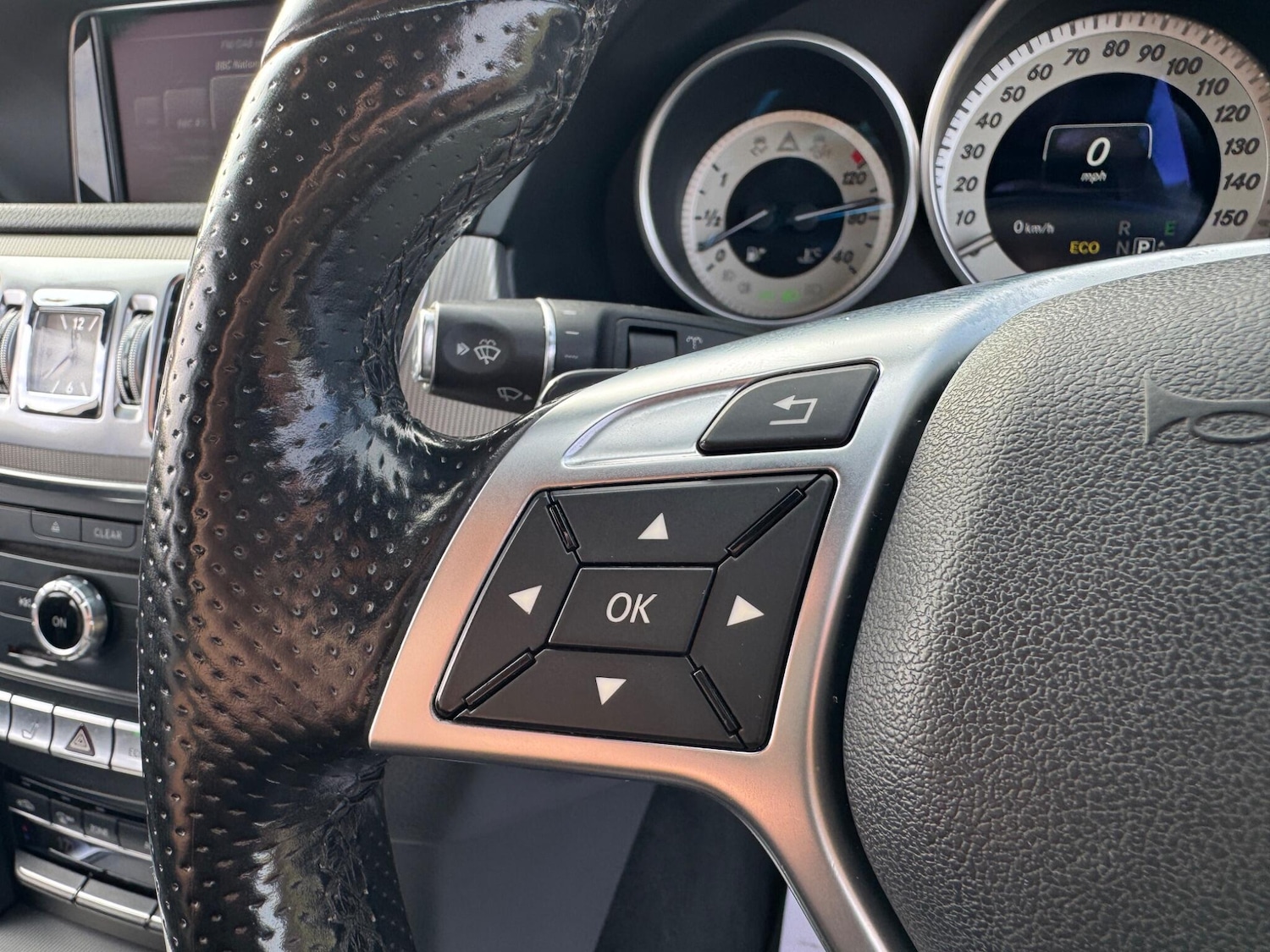 Used Mercedes-Benz E Class 2015 for sale - 76190091: Photo 53