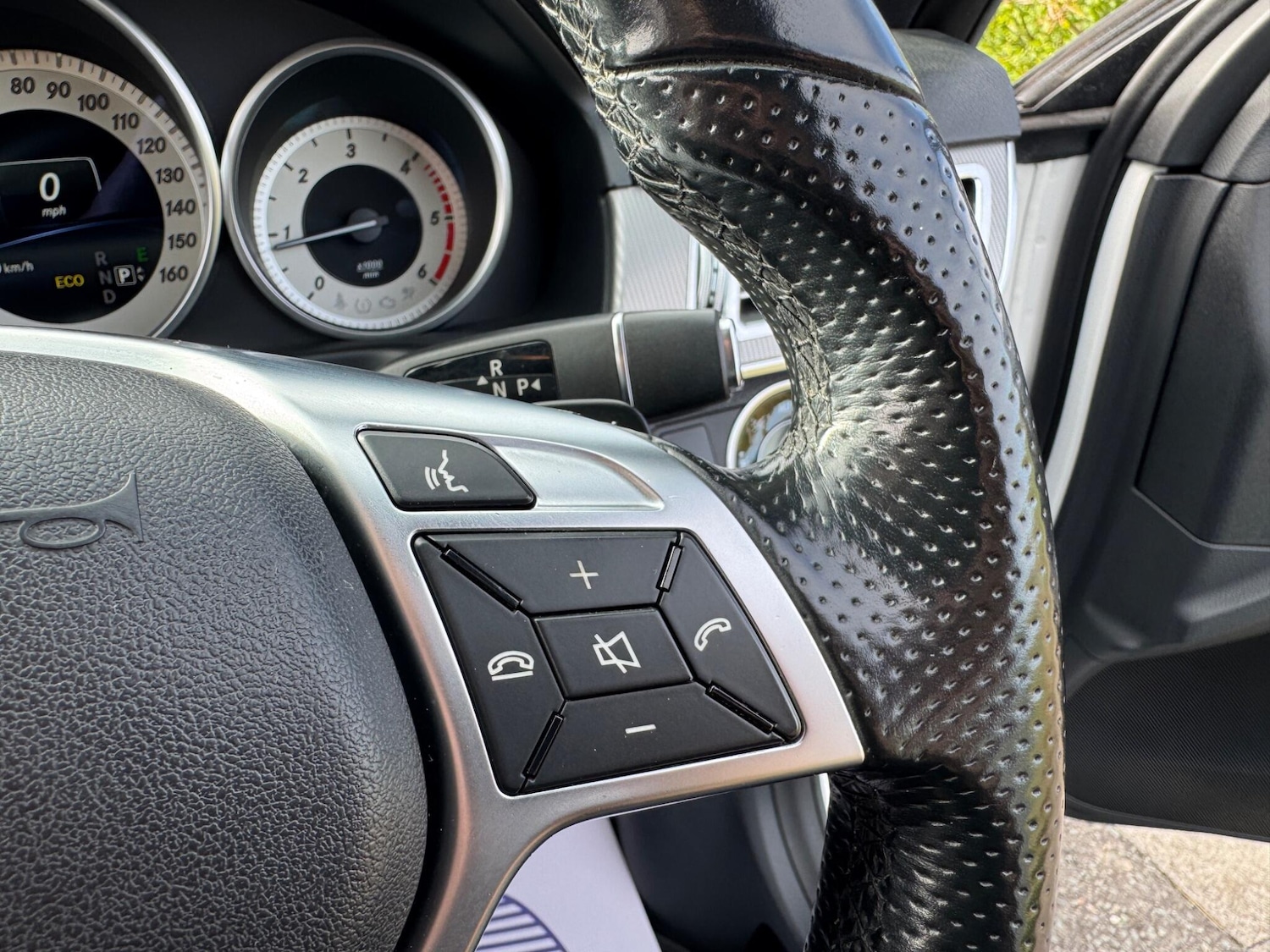 Used Mercedes-Benz E Class 2015 for sale - 76190091: Photo 54