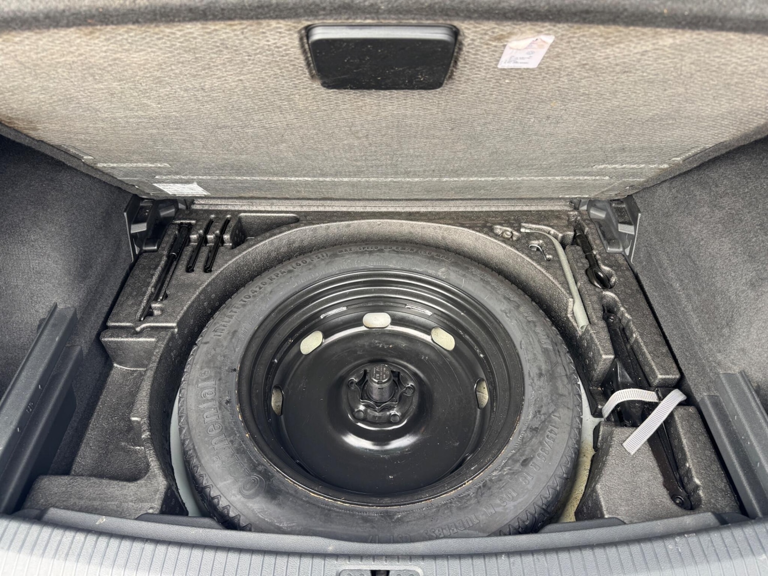 Used Mercedes-Benz E Class 2015 for sale - 76190091: Photo 62