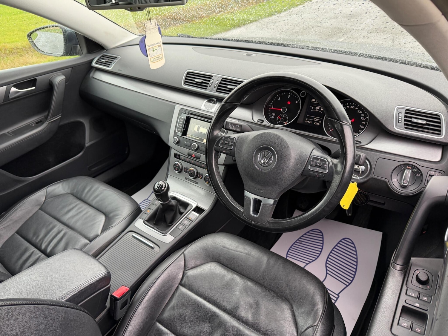 Used Volkswagen Passat 2014 for sale - 77305879: Photo 2