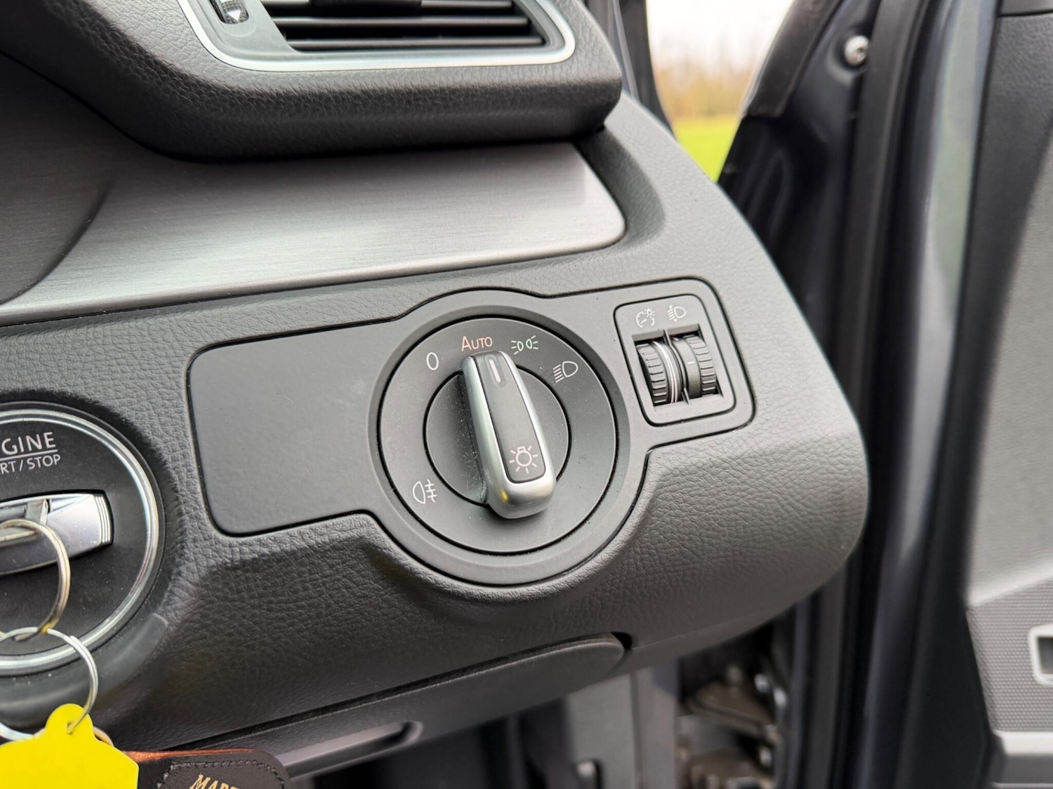 Used Volkswagen Passat 2014 for sale - 77305879: Photo 58