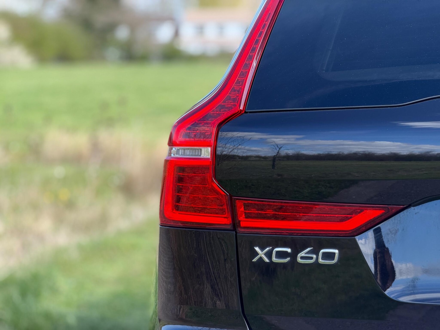 Used Volvo XC60 2017 for sale - 78157211: Photo 25