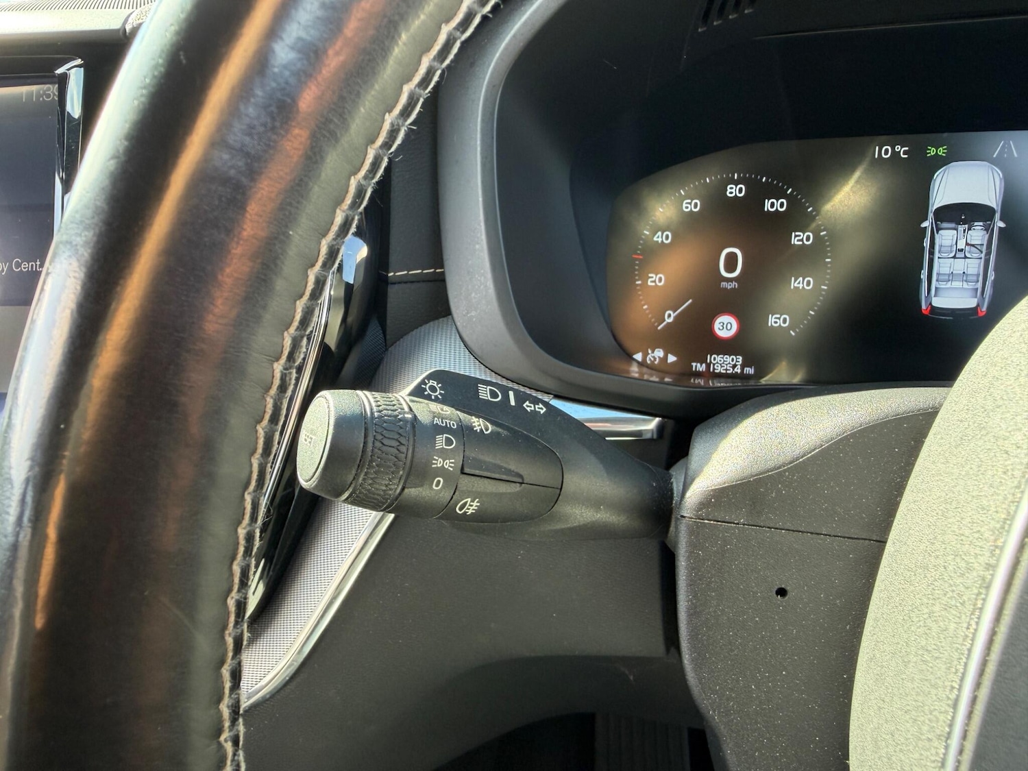 Used Volvo XC60 2017 for sale - 78157211: Photo 66