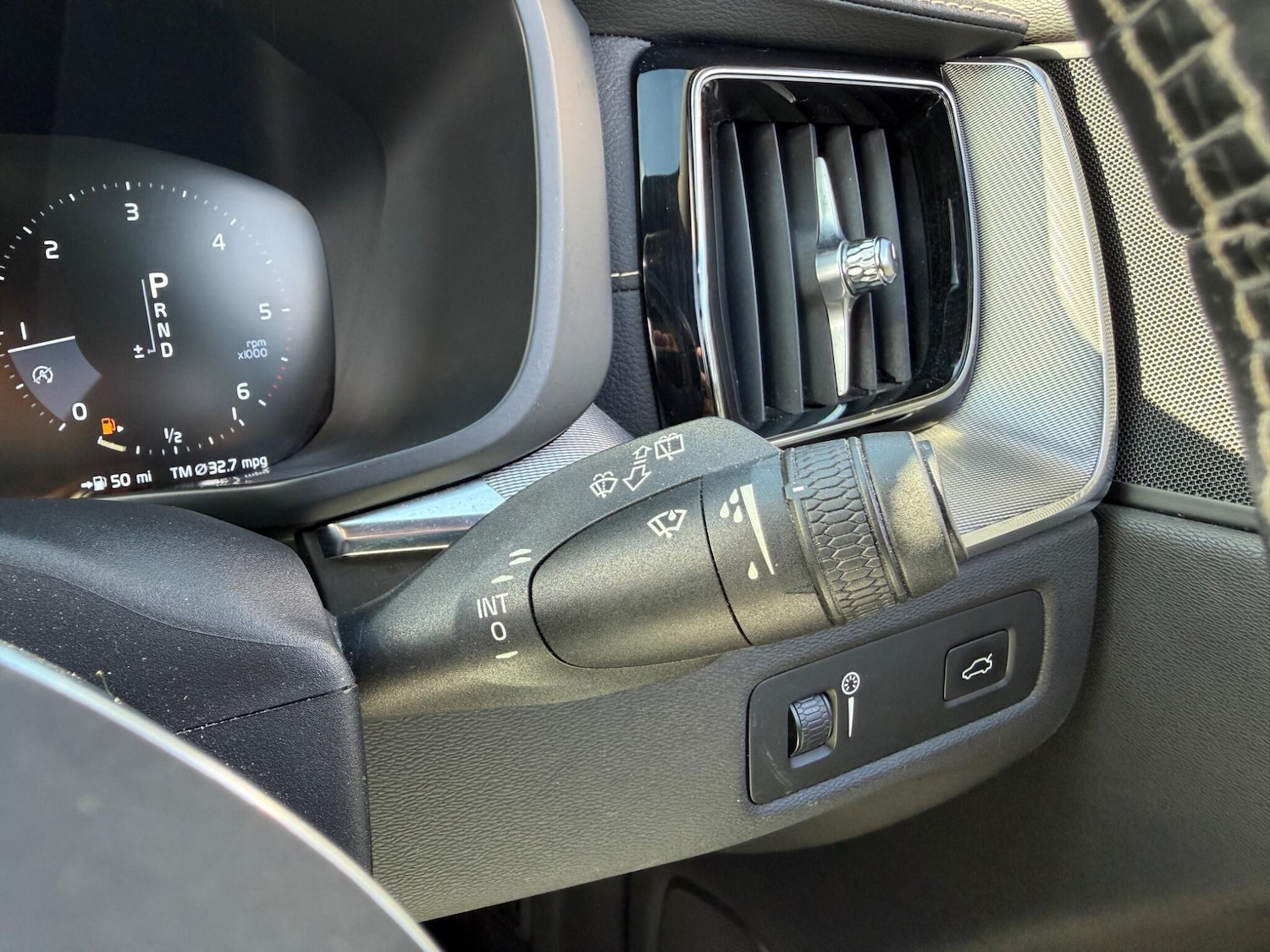 Used Volvo XC60 2017 for sale - 78157211: Photo 67