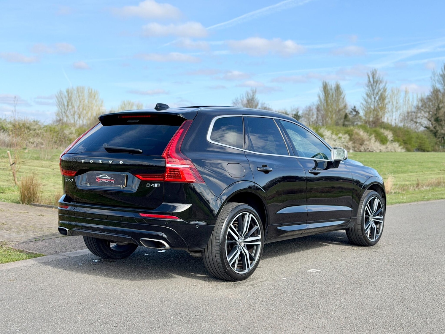 Used Volvo XC60 2017 for sale - 78157211: Photo 7