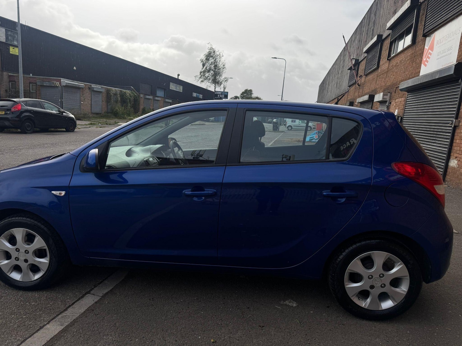Used Hyundai i20 2009 for sale - 76179770: Photo 11