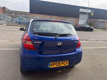 Used Hyundai i20 2009 for sale - 76179770: Photo