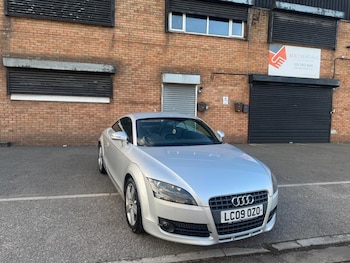 2009 (09) - 2.0 TFSI S Tronic Euro 4 3dr